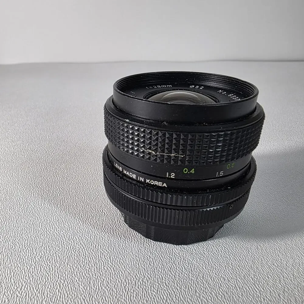 Super Dejur MC 1:2.8f 28MM Lens W/ Cap for Canon FD mount